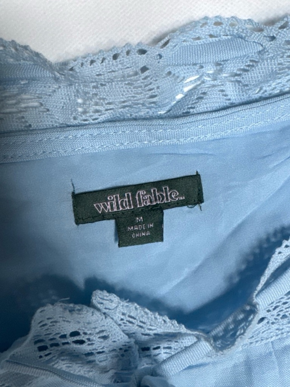 Wild Fable Light Blue Lace-Trim Sleeveless Button Tank - Picture 2 of 4